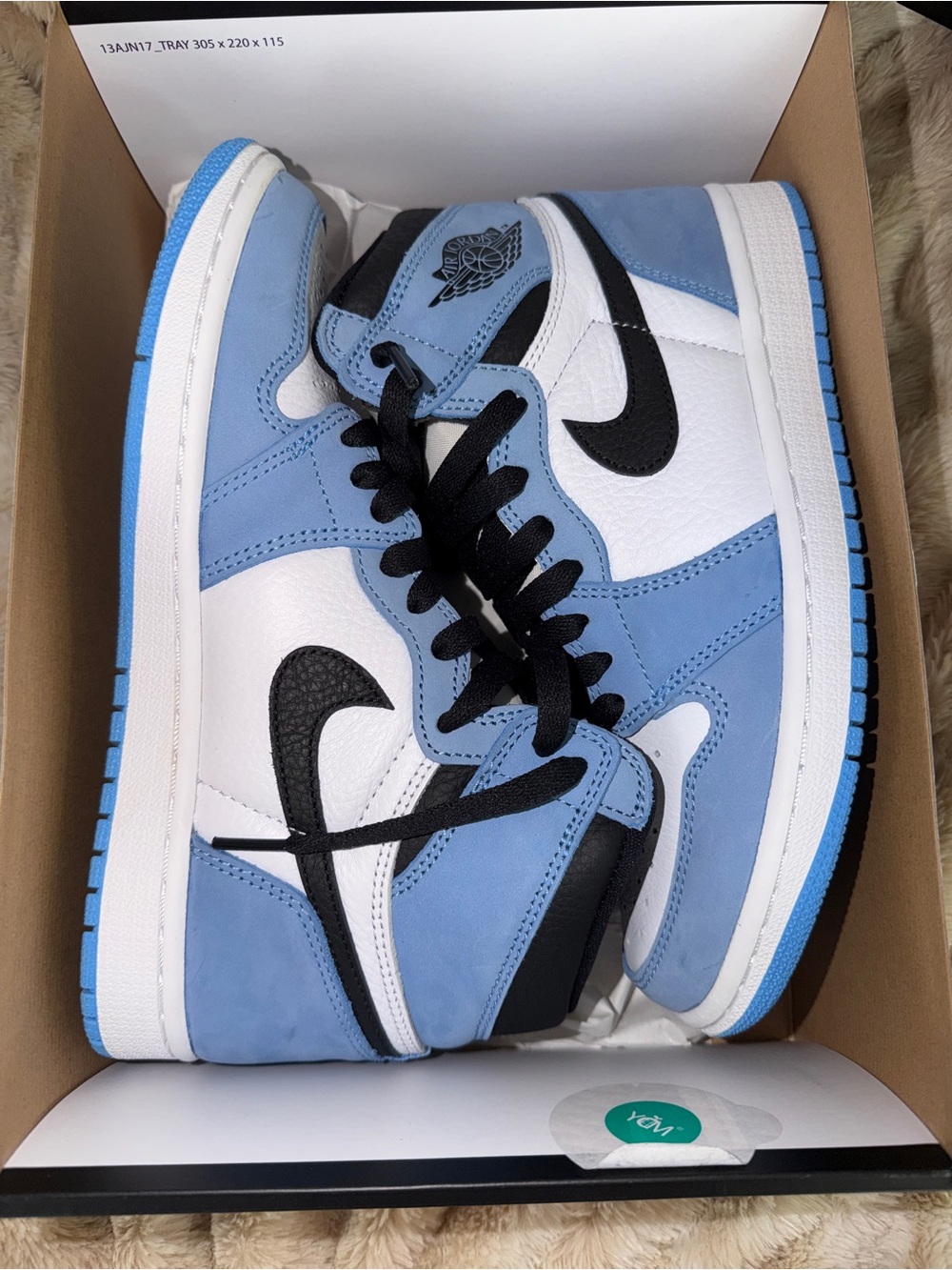 2021 Air Jordan 1 Retro High OG ‘University Blue’